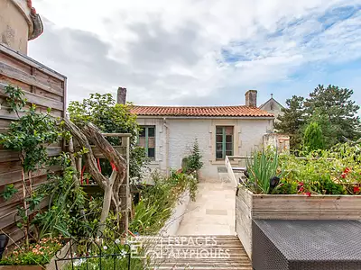 Maison, 220 m²