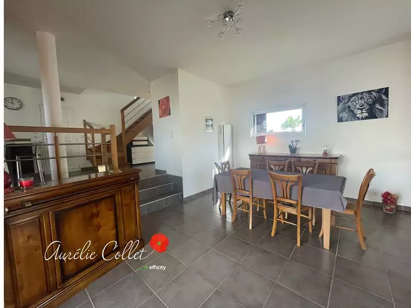 Maison, 112 m²