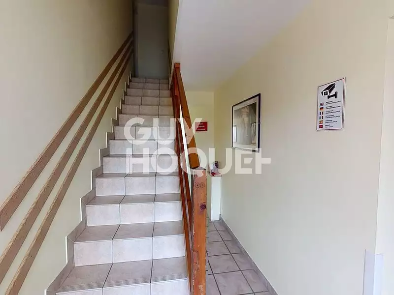 Immeuble, 176,18 m²