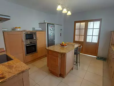 Maison, 210 m²