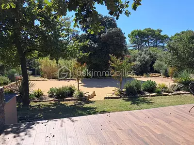 Maison, 237 m²