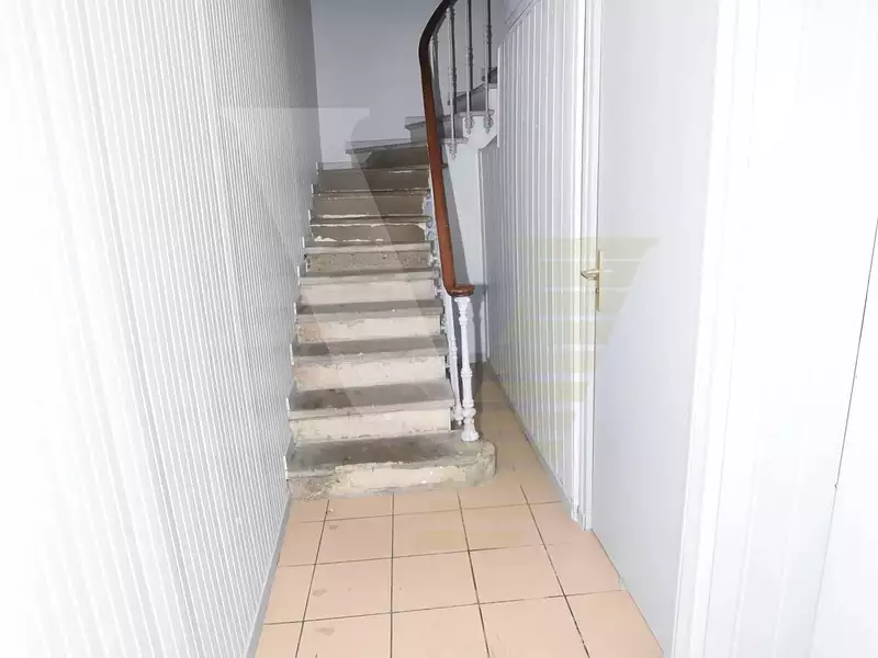 Immeuble, 150 m²