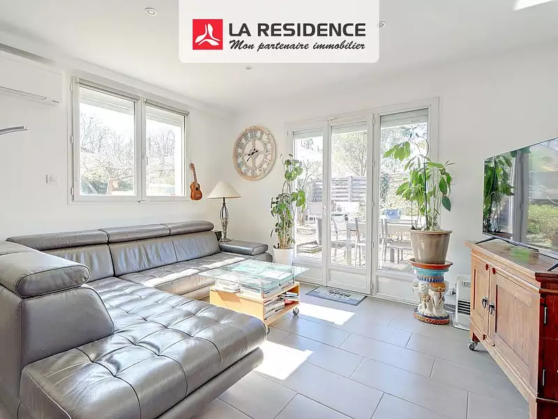 Maison, 99 m²