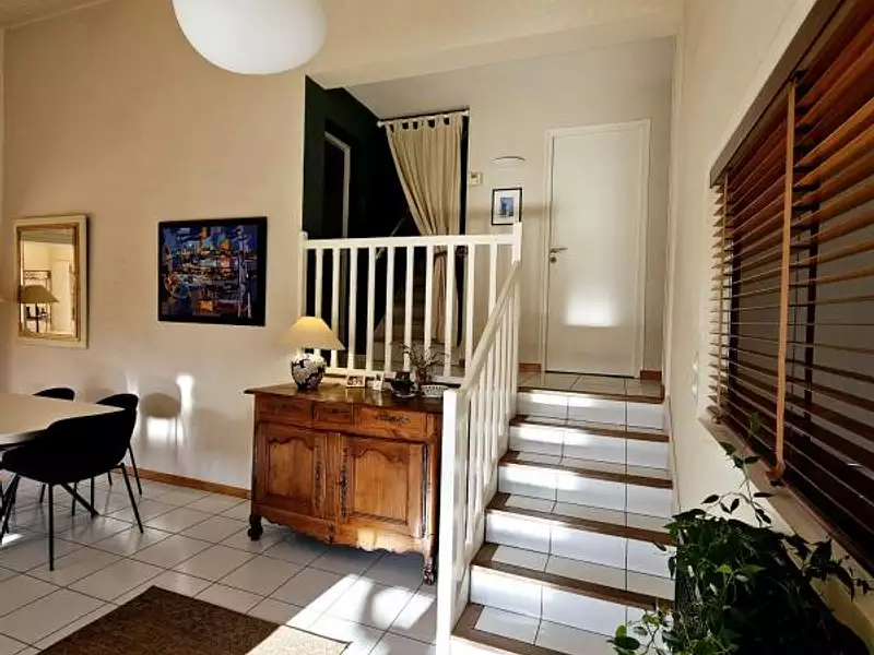 Maison, 232 m²