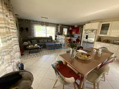 Maison, 128,37 m²
