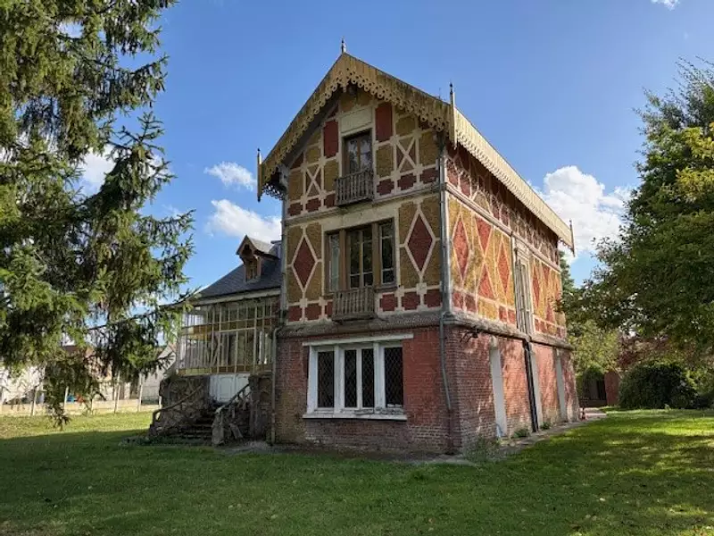 Maison, 251 m²