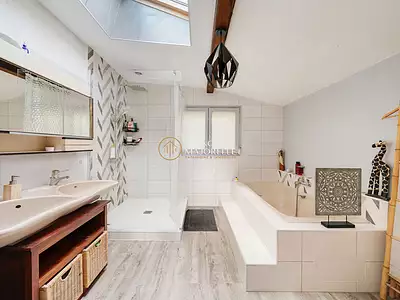 Maison, 145 m²