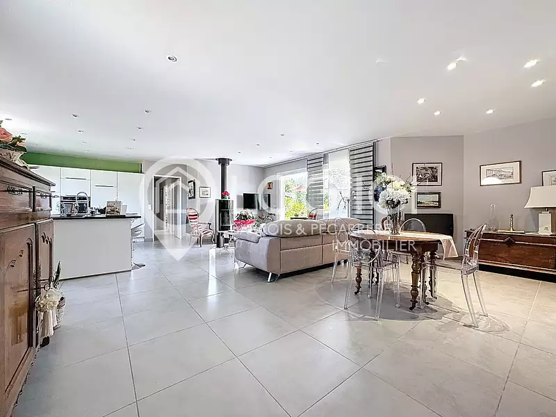 Maison, 115 m²