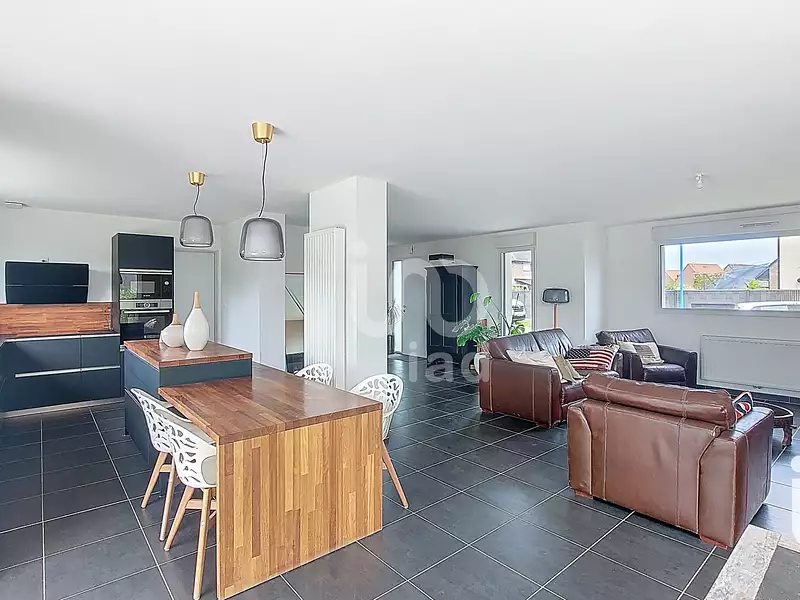 Maison, 141 m²