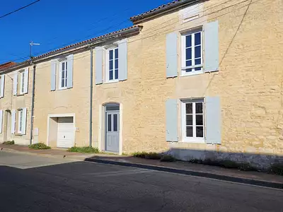 Maison, 180 m²
