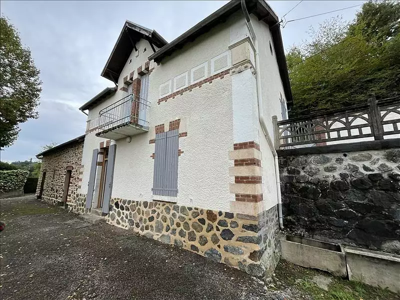 Maison, 176 m²