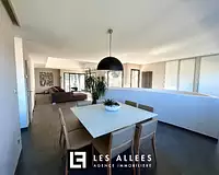 Maison, 216 m²