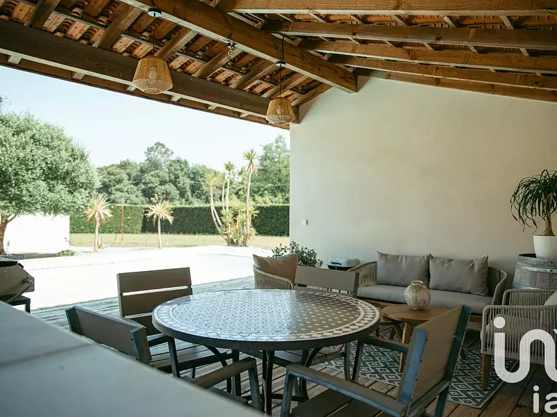 Maison, 180 m²