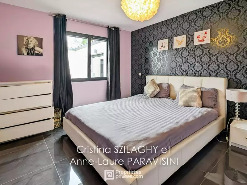 Maison, 285 m²