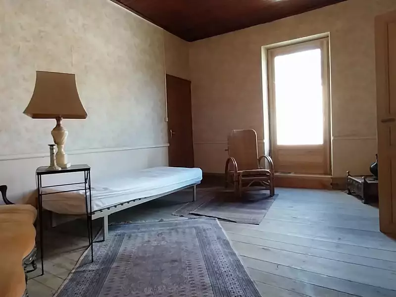 Maison, 240 m²