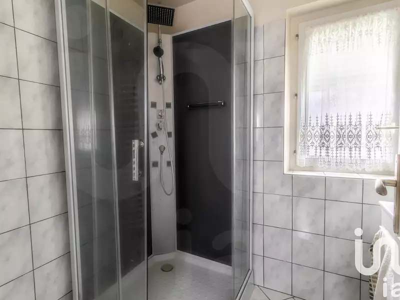 Maison, 330 m²