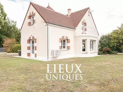 Maison, 240 m²