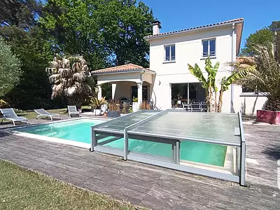 Maison, 176 m²