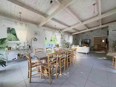 Maison, 214,84 m²