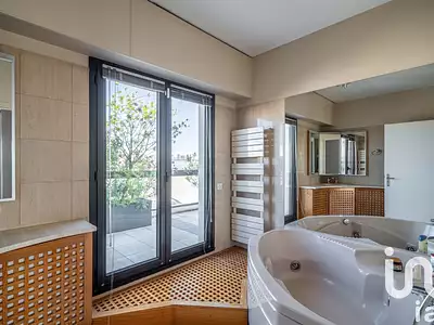 Appartement, 239 m²