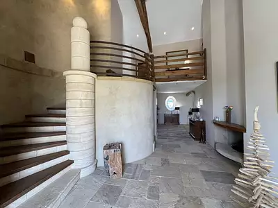 Maison, 345 m²