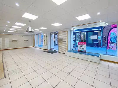 Immeuble, 330 m²