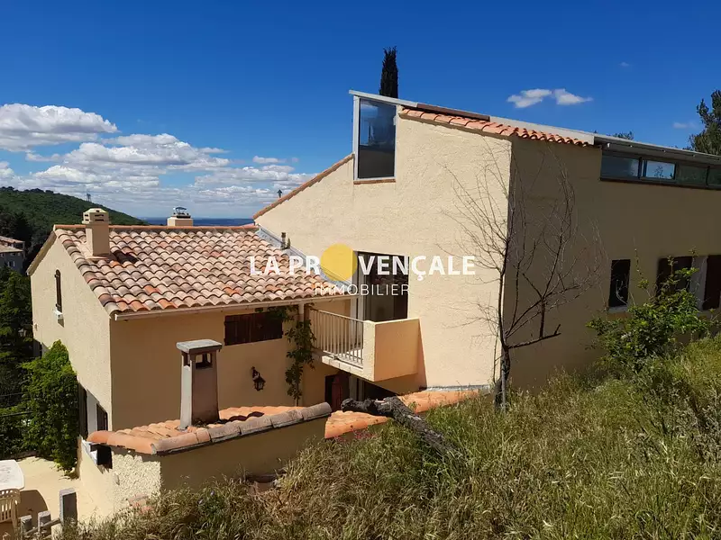 Maison, 190 m²