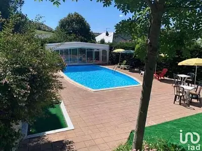Divers, 1 300 m²