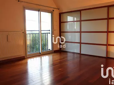 Maison, 225 m²