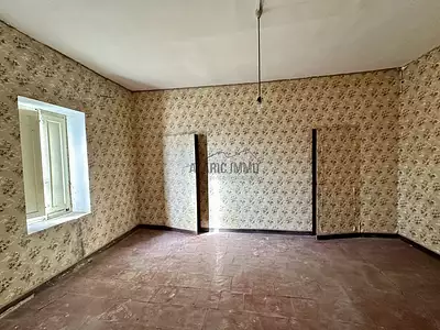 Maison, 240 m²