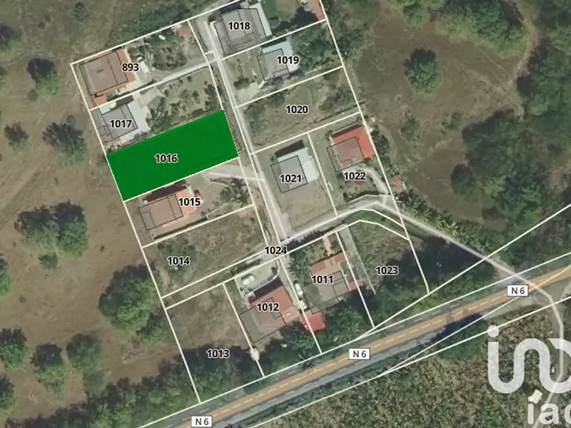Terrain, 675 m²