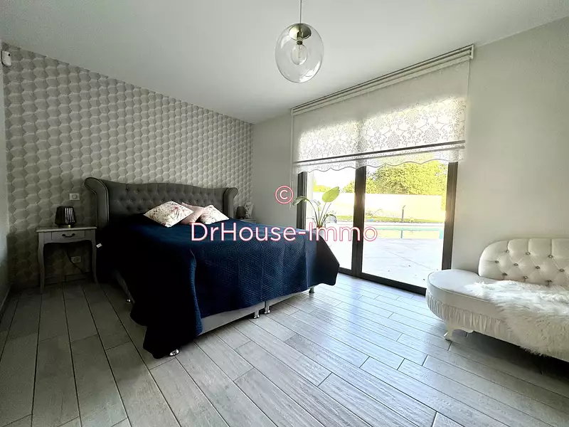 Maison, 250 m²