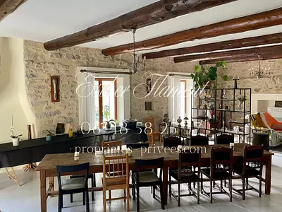 Maison, 242 m²