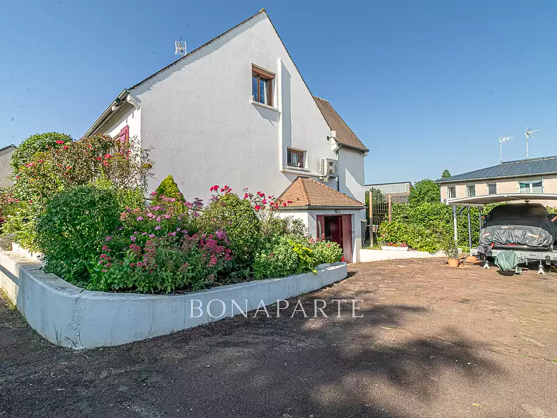 Maison, 158 m²