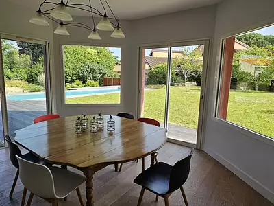 Maison, 280 m²