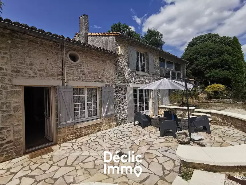 Maison, 207 m²