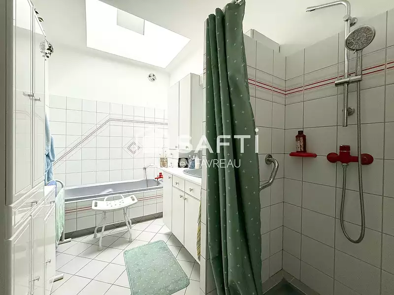 Maison, 168 m²
