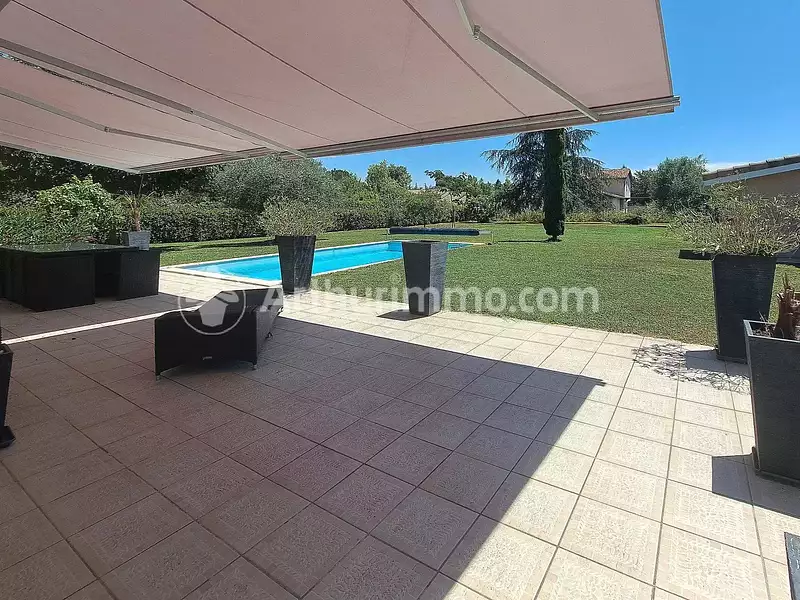 Maison, 181 m²