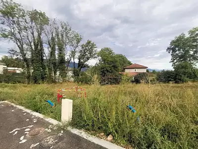 Terrain, 556 m²