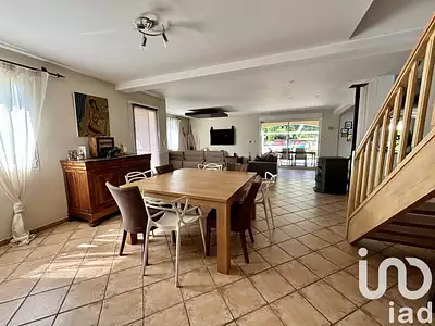 Maison, 156 m²