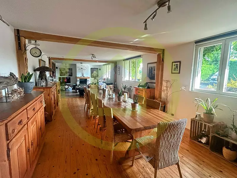Maison, 170 m²
