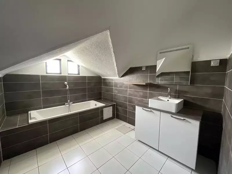 Maison, 310 m²