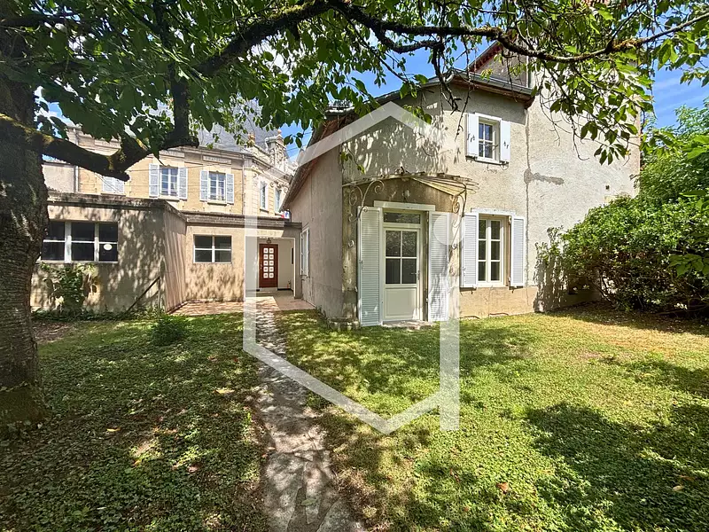 Maison, 156 m²