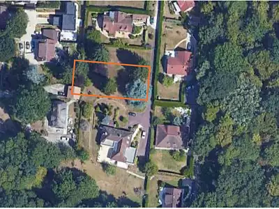 Terrain, 606 m²