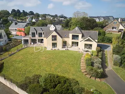 Maison, 332 m²
