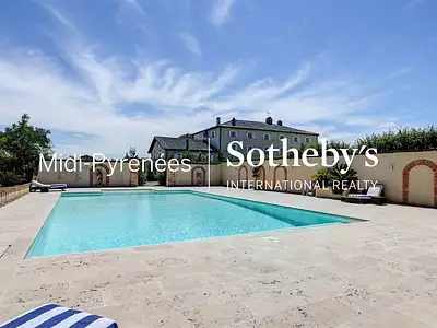 Maison, 728 m²