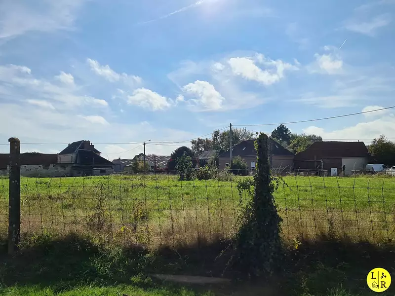 Terrain, 1 043 m²