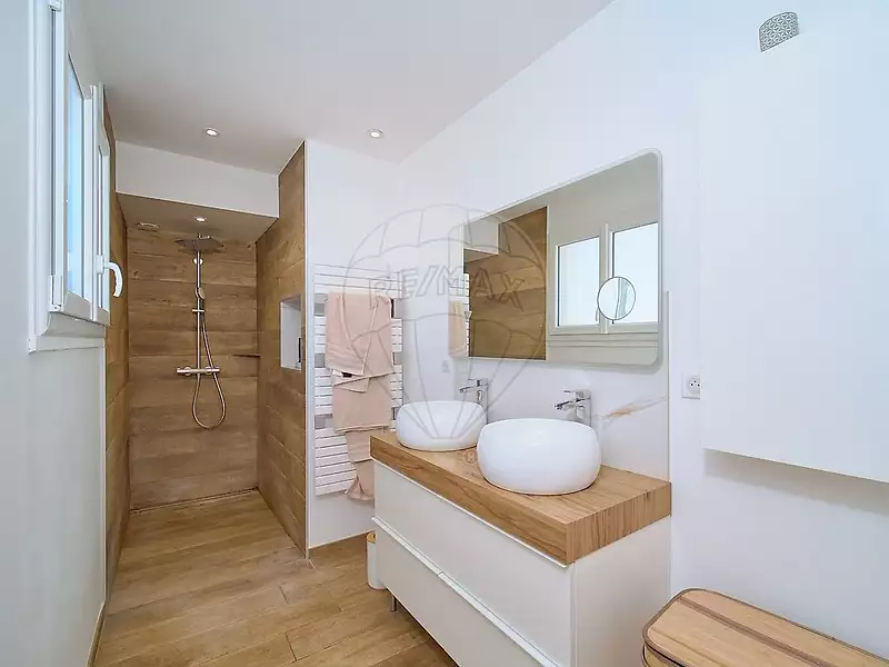 Maison, 180 m²