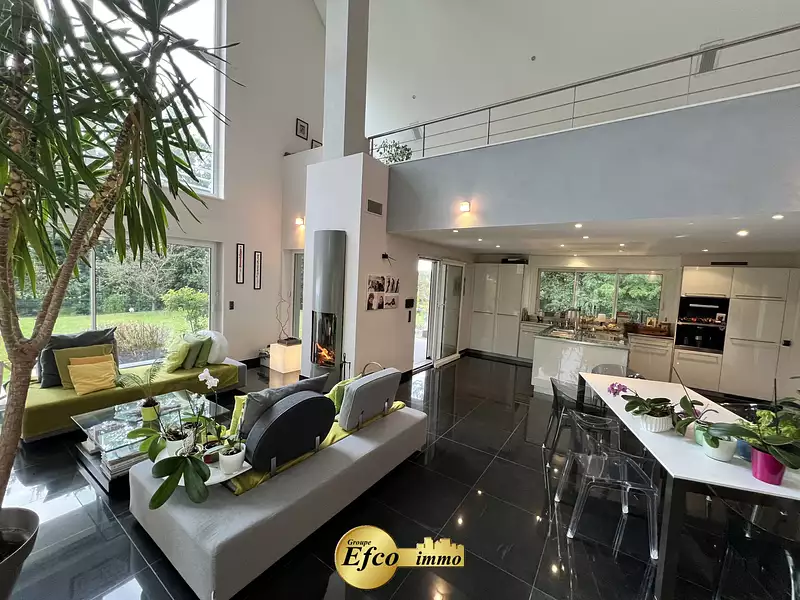 Maison, 297 m²