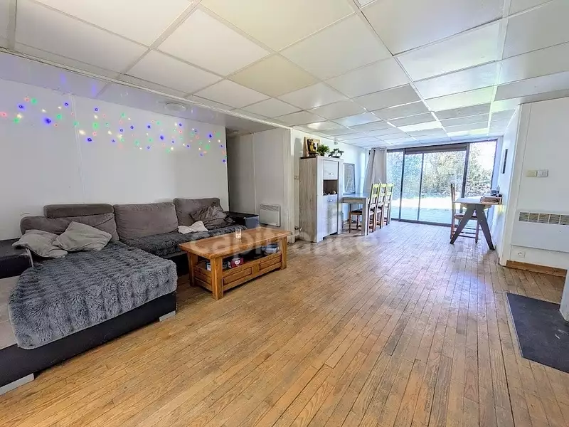 Maison, 195 m²